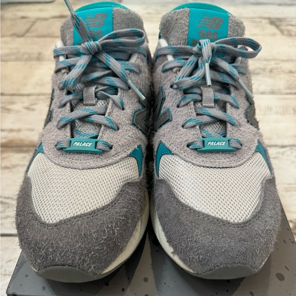 Palace X New Balance men’s sz 10.5 - Picture 2 of 8